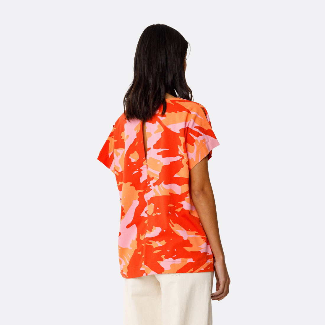 <PRODUCTTITLE> in Orange by SKFK.