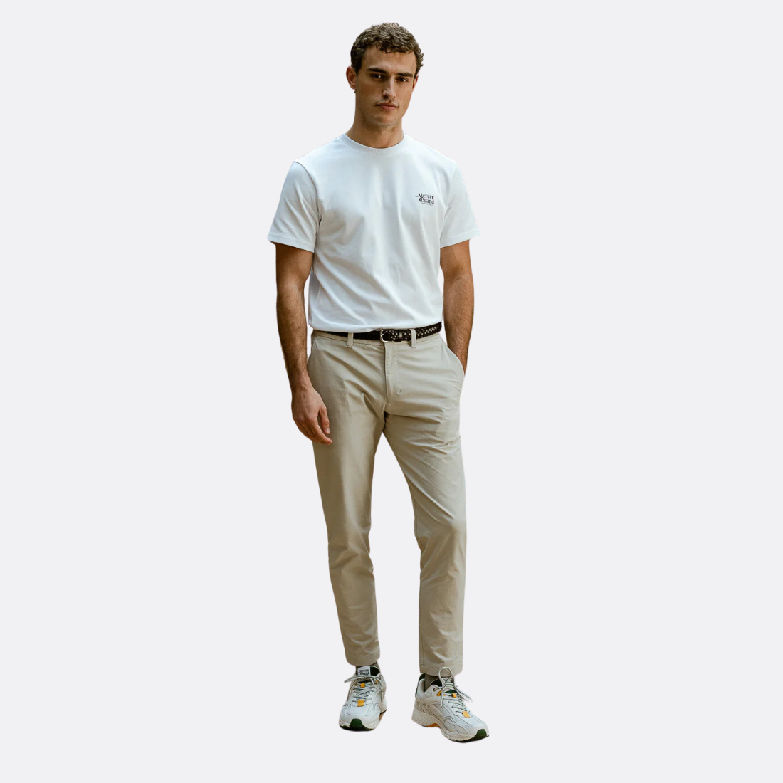 <PRODUCTTITLE> in White by Mercer.