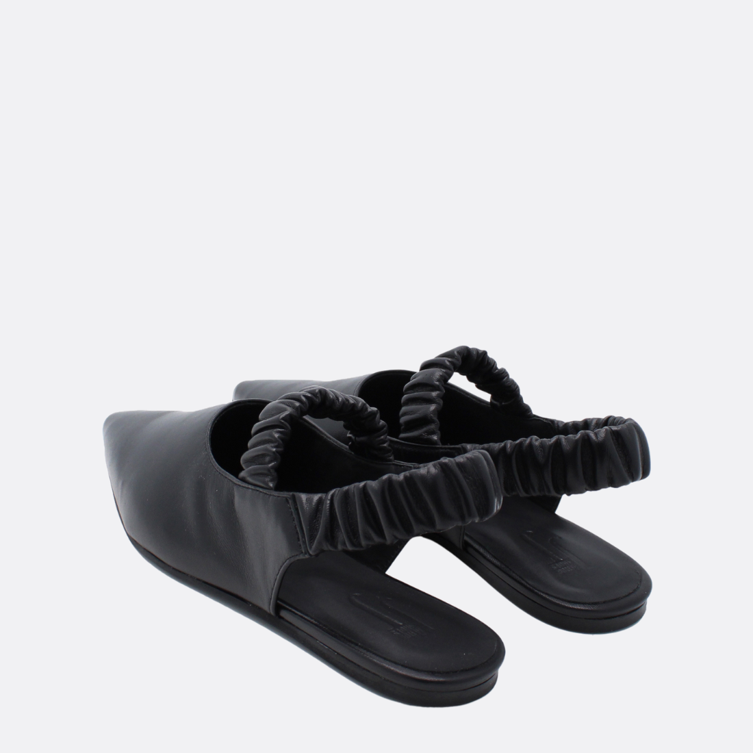 <PRODUCTTITLE> in Black by JJ Heitor.