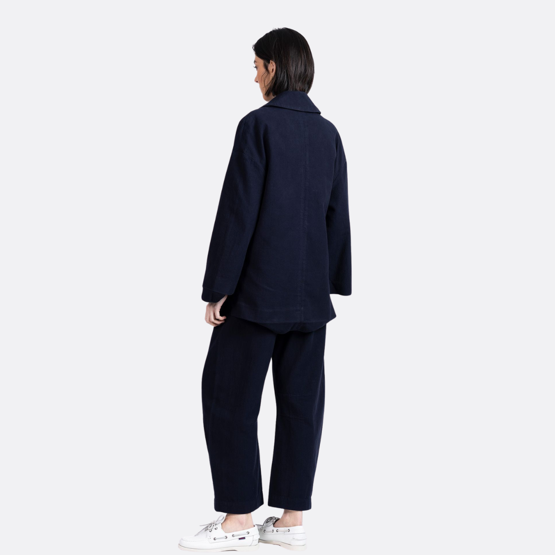 <PRODUCTTITLE> in Black by Loreak Mendian.