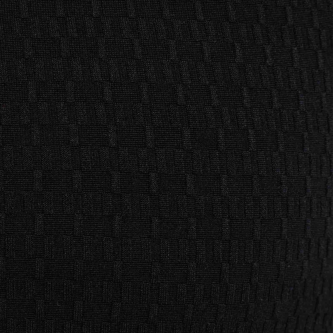 <PRODUCTTITLE> in Black by Loja 3.