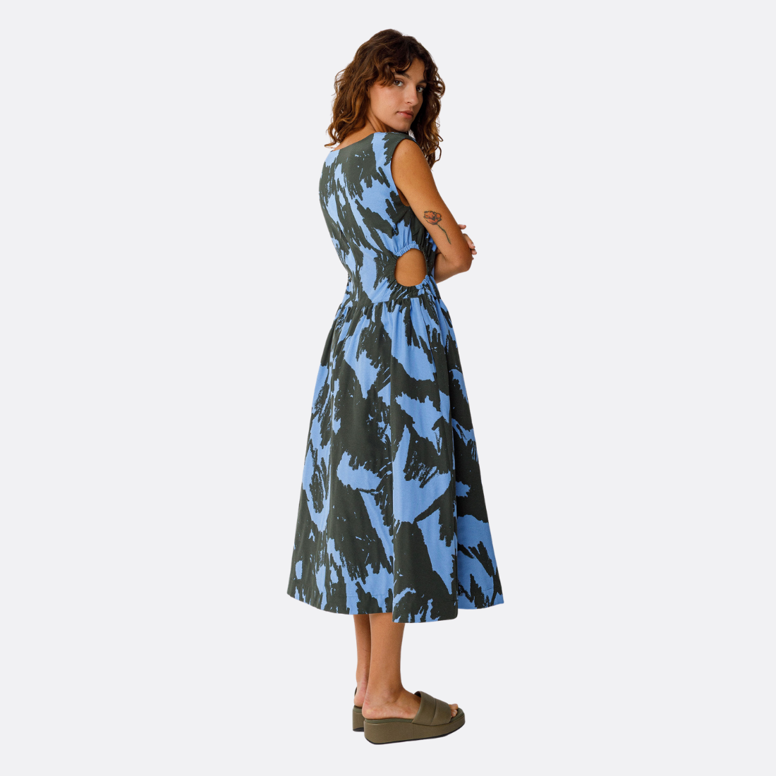 <PRODUCTTITLE> in Multi by SKFK.