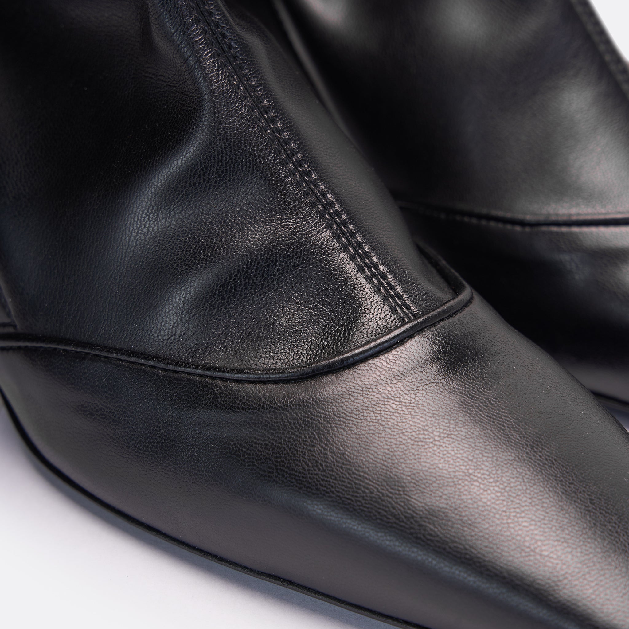 <PRODUCTTITLE> in Black by Helena Mar.