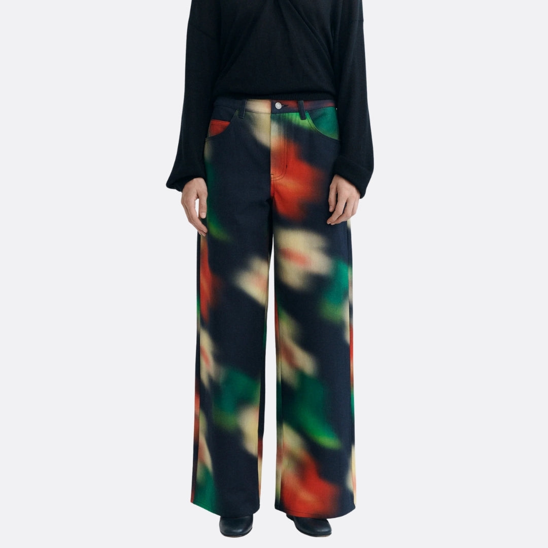 <PRODUCTTITLE> in Black by Thinking Mu.