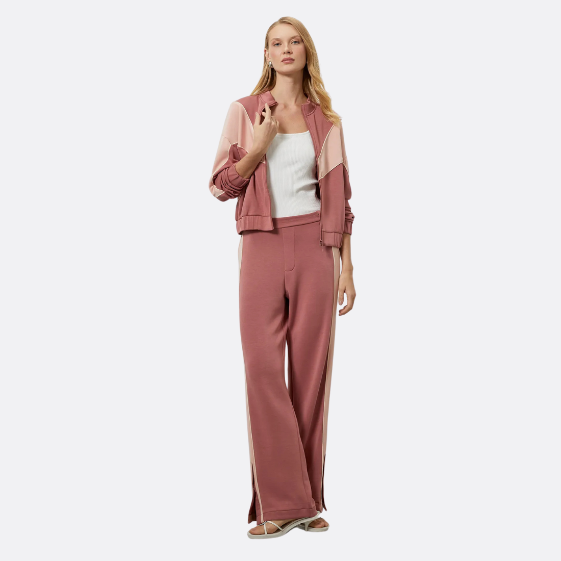 <PRODUCTTITLE> in Pink by Shoulder.