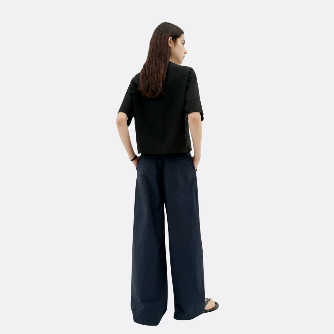 <PRODUCTTITLE> in Black by Thinking Mu.