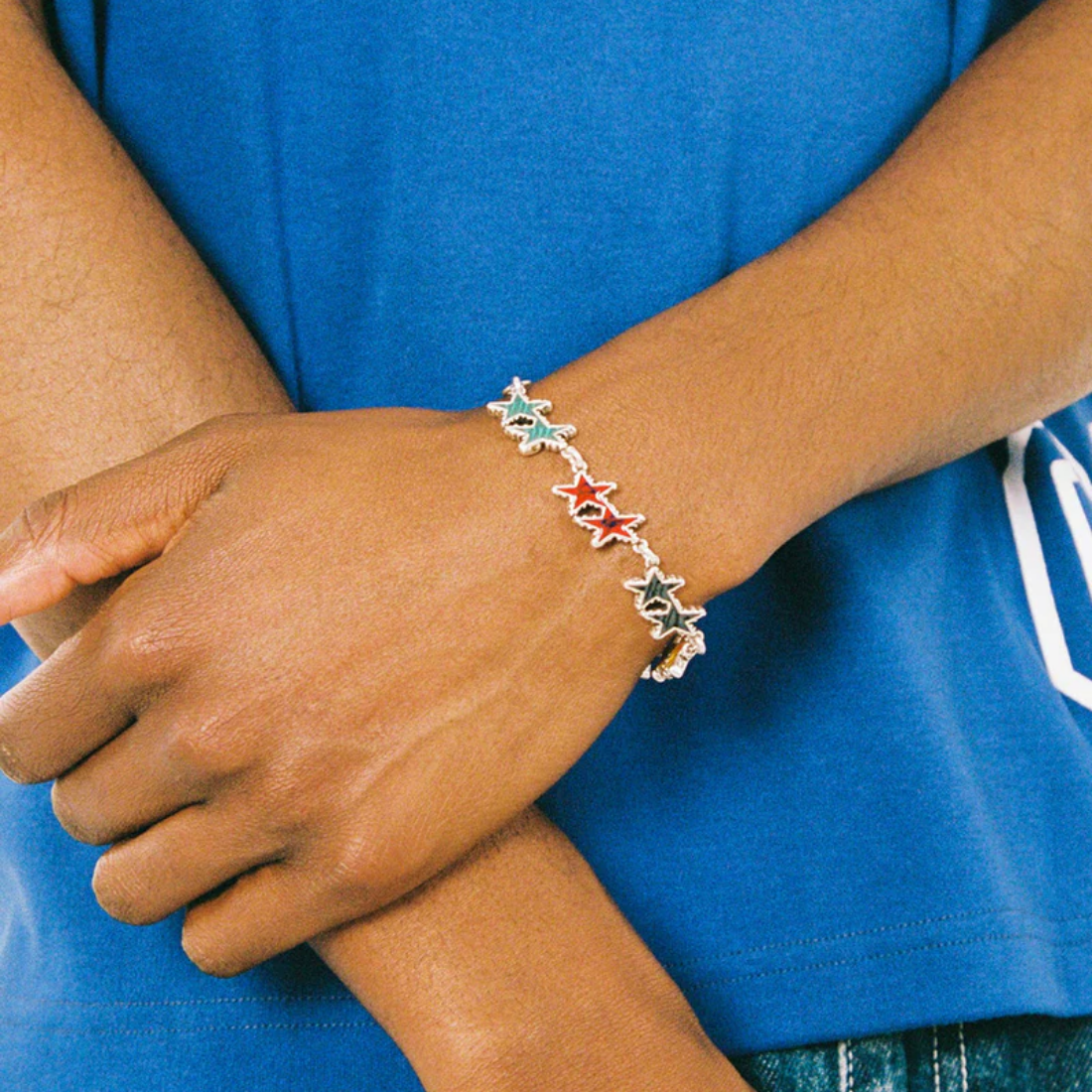 <PRODUCTTITLE> in Silver by TwoJeys.