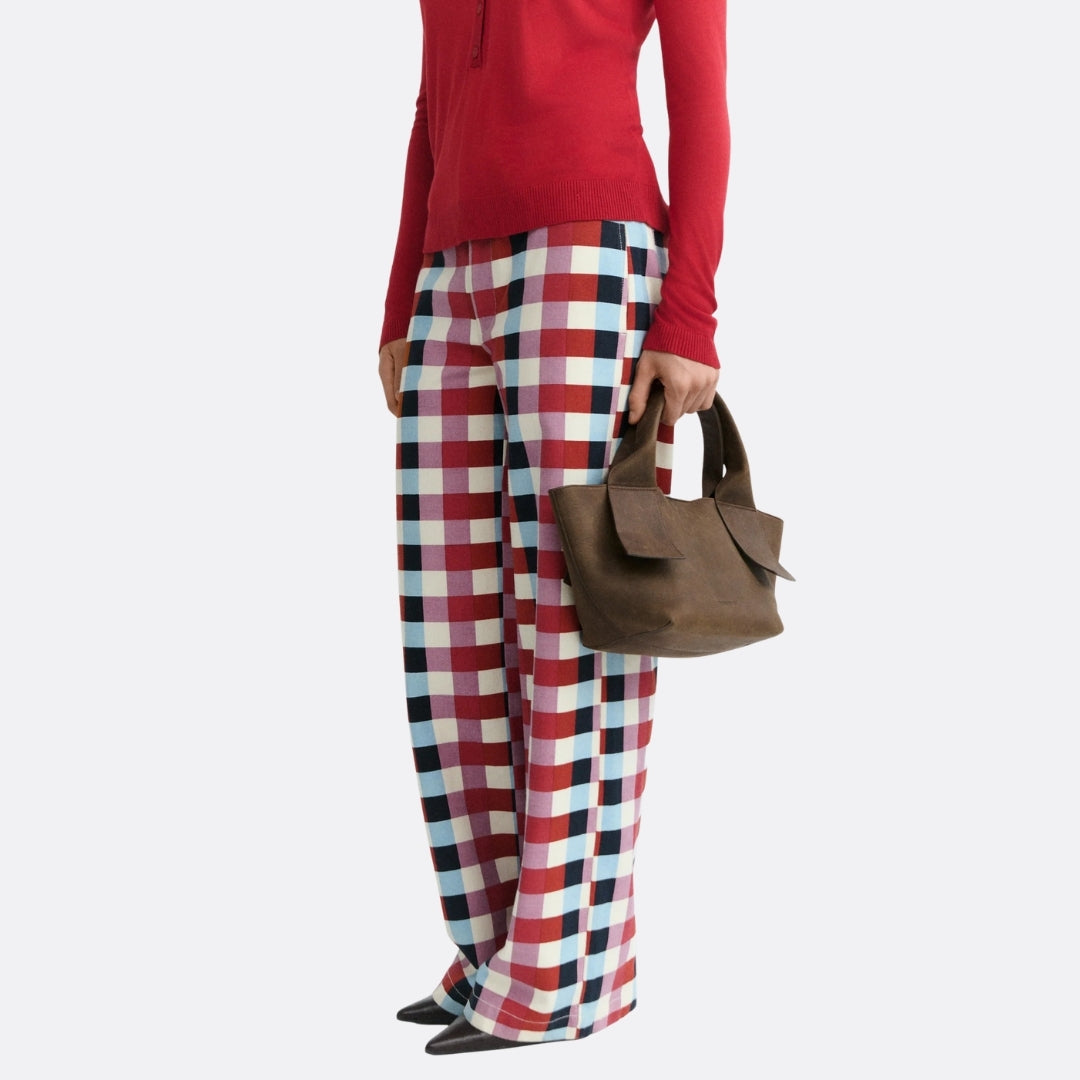 <PRODUCTTITLE> in Red by Thinking Mu.