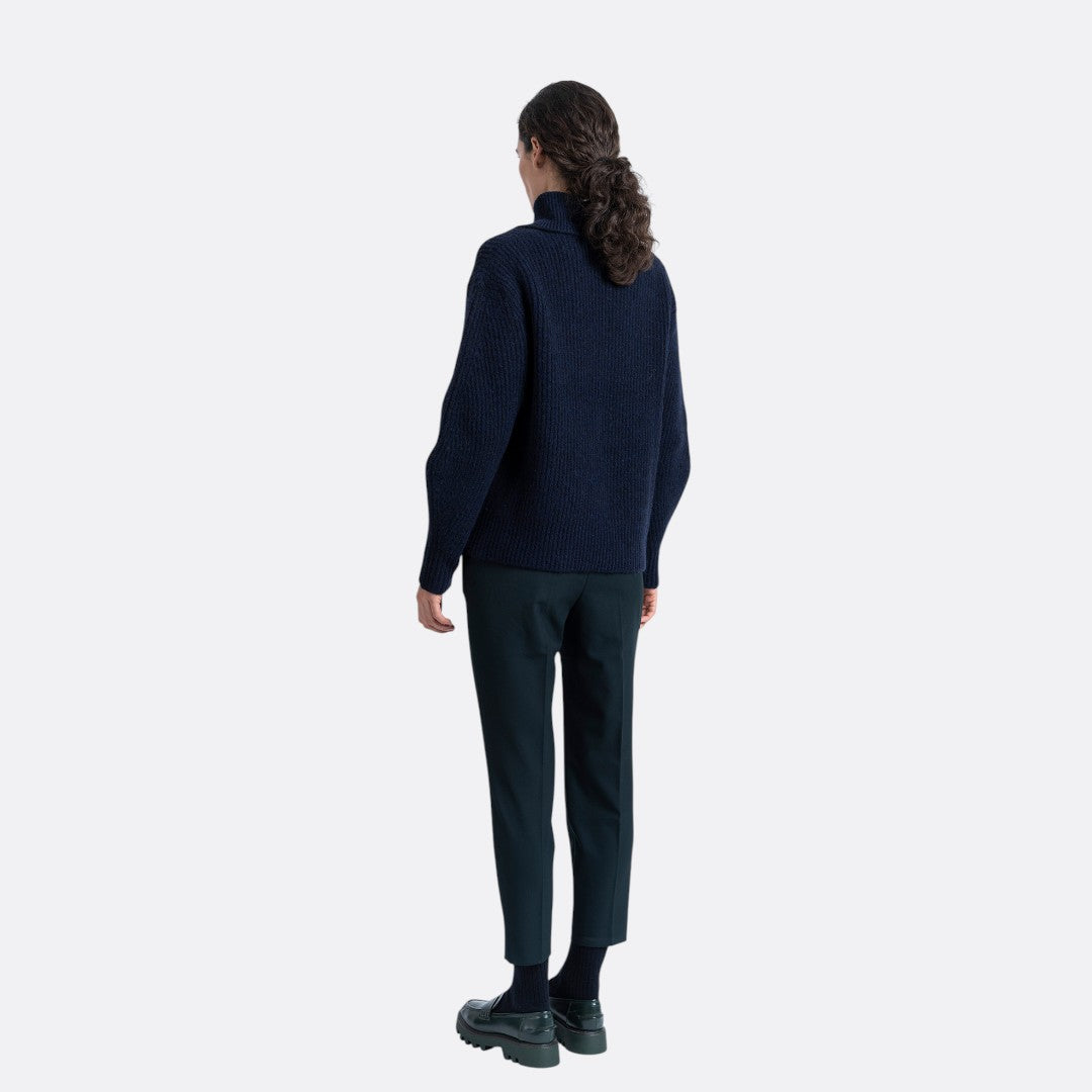 <PRODUCTTITLE> in Blue by Loreak Mendian.