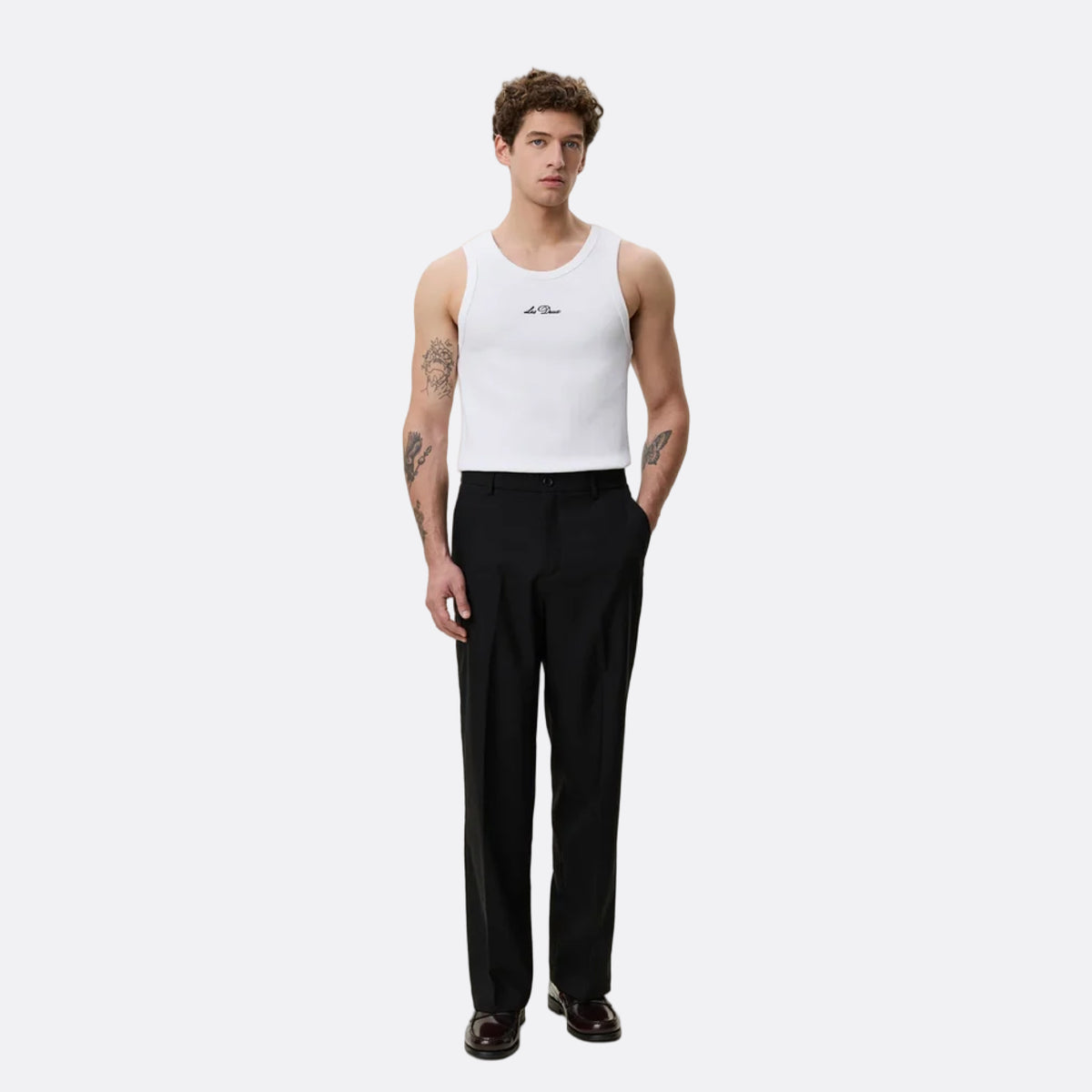 <PRODUCTTITLE> in Black by Les Deux.