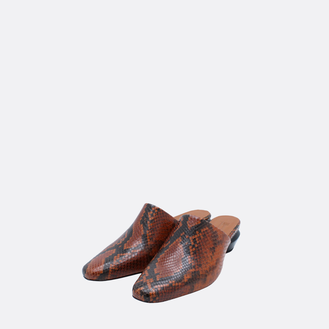 <PRODUCTTITLE> in Brown by JJ Heitor.