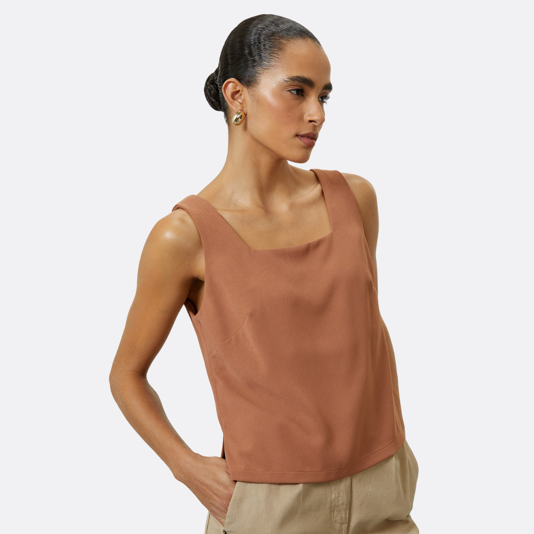 <PRODUCTTITLE> in Brown by Shoulder.