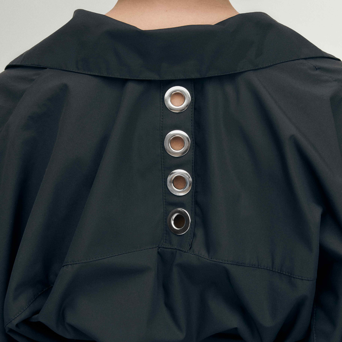 <PRODUCTTITLE> in Black by Alohas.