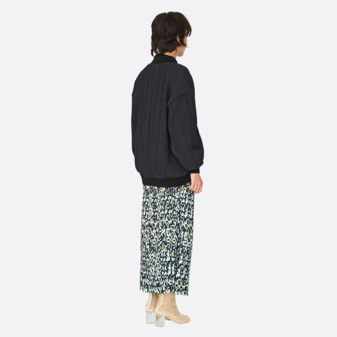 <PRODUCTTITLE> in Black by SKFK.