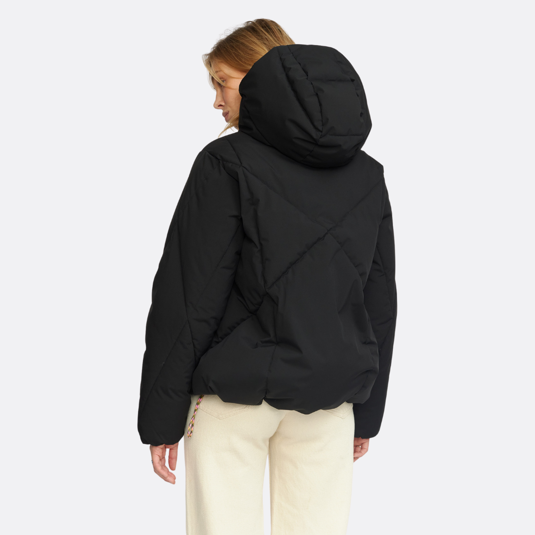 <PRODUCTTITLE> in Black by Selfhood.