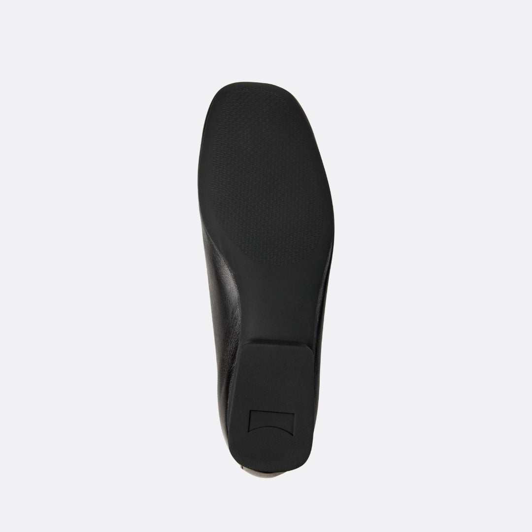 <PRODUCTTITLE> in Black by Camper.