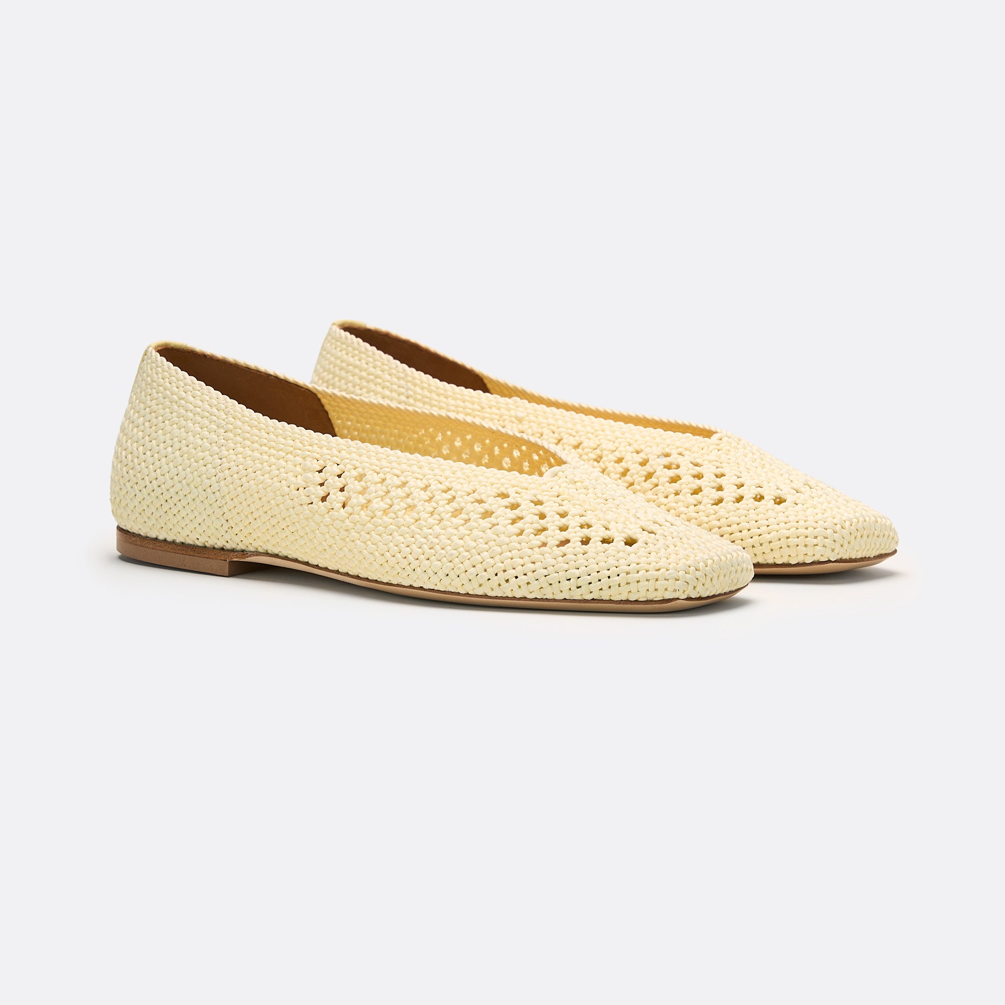 <PRODUCTTITLE> in Yellow by Helena Mar.