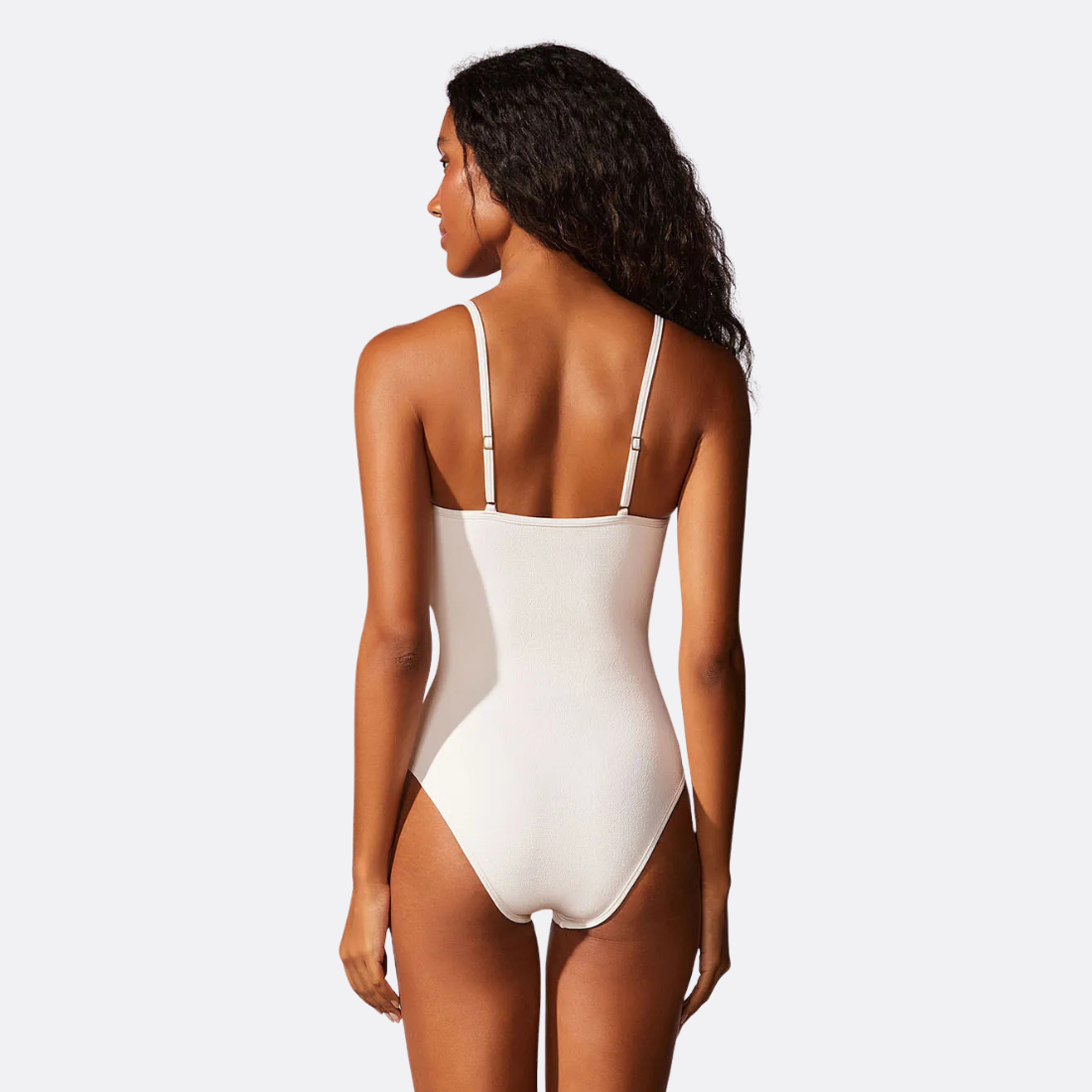 <PRODUCTTITLE> in White by Cia Marítima.