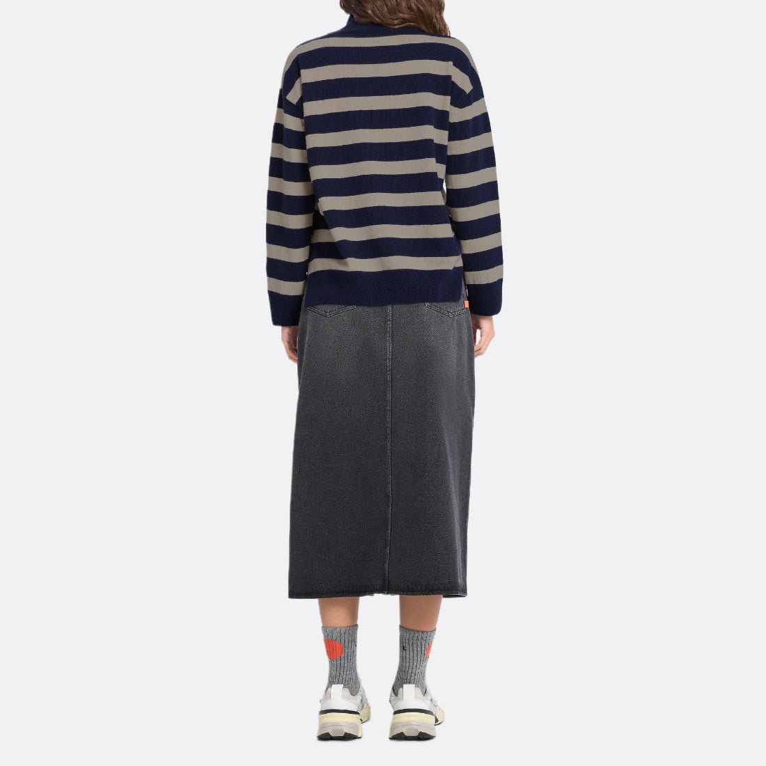 <PRODUCTTITLE> in Blue by Loreak Mendian.