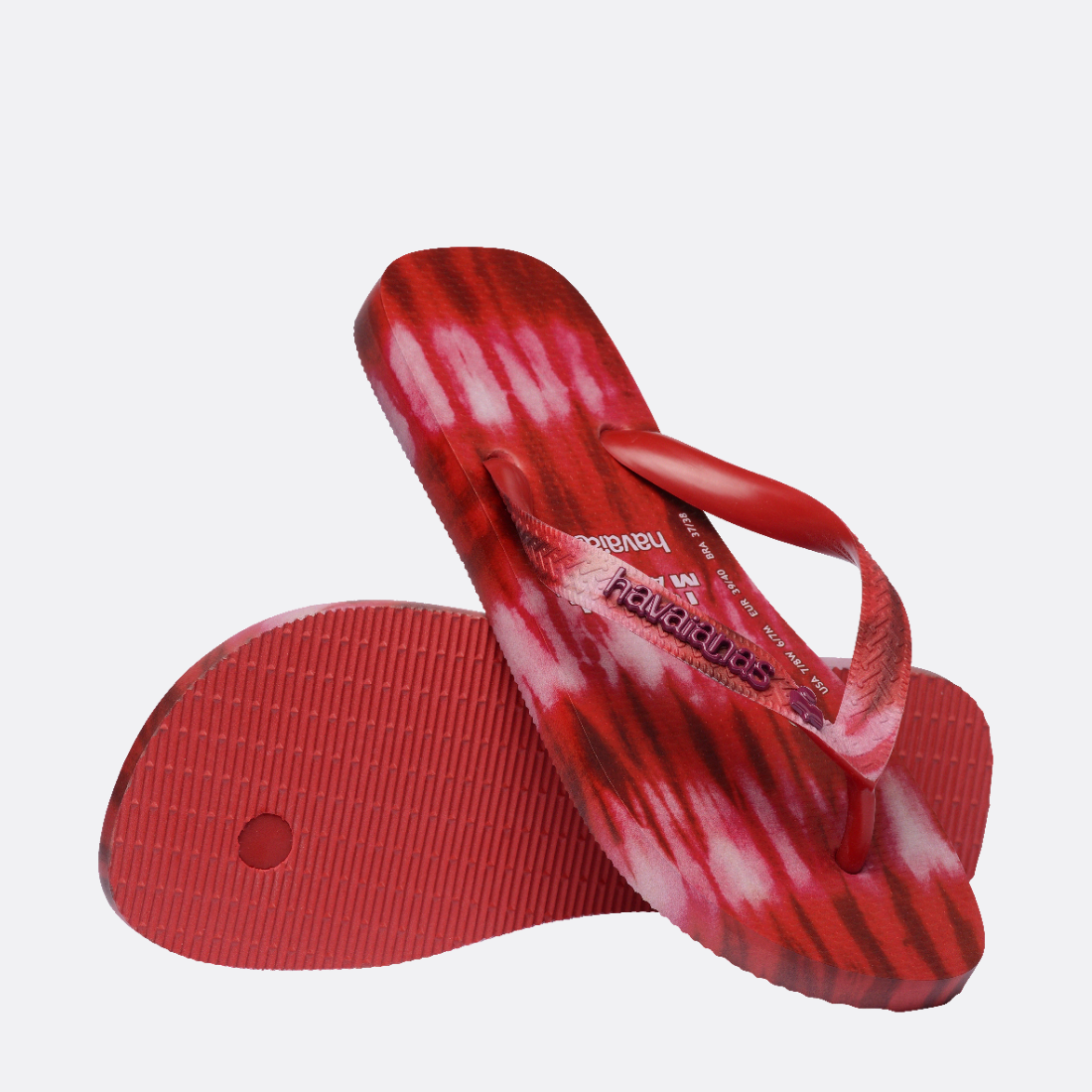 <PRODUCTTITLE> in Red by Havaianas.