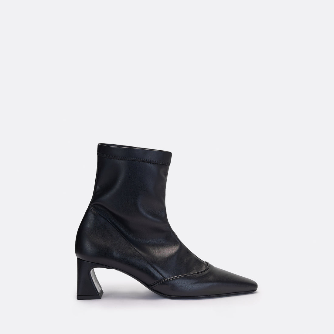 <PRODUCTTITLE> in Black by Helena Mar.