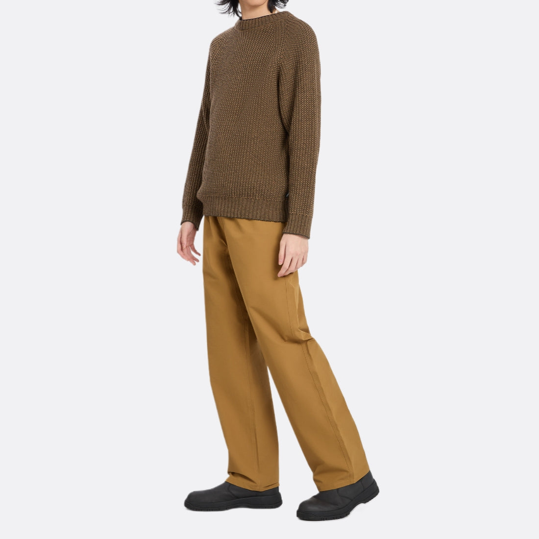 <PRODUCTTITLE> in Brown by Loreak Mendian.