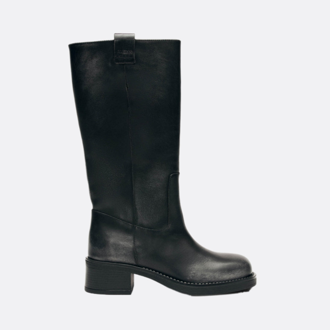 Sajan Black Leather