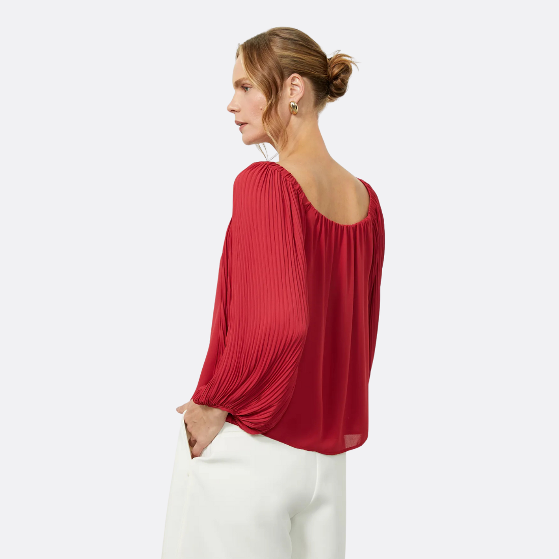 <PRODUCTTITLE> in Red by Shoulder.