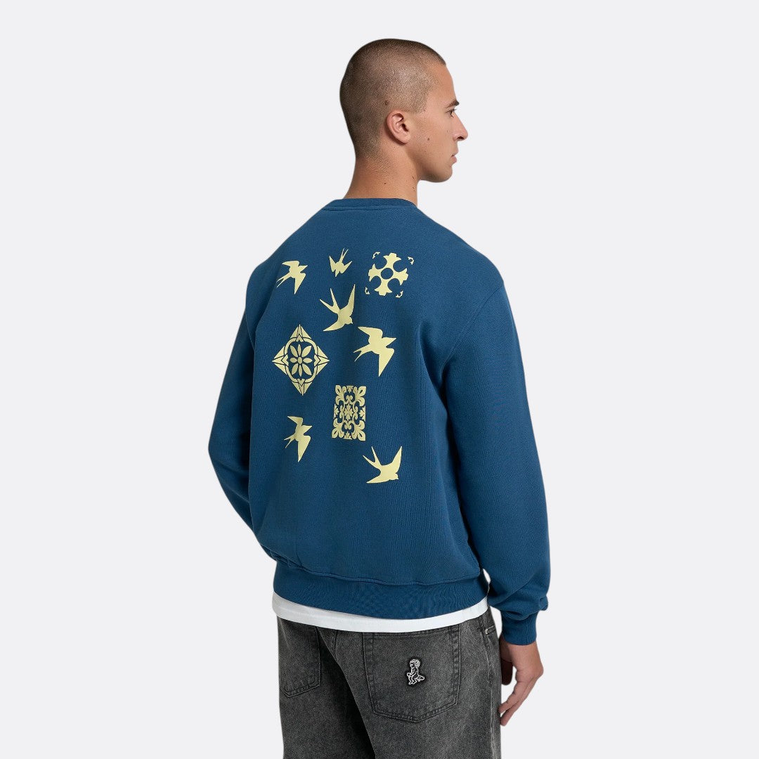 <PRODUCTTITLE> in Blue by Ementa SB.