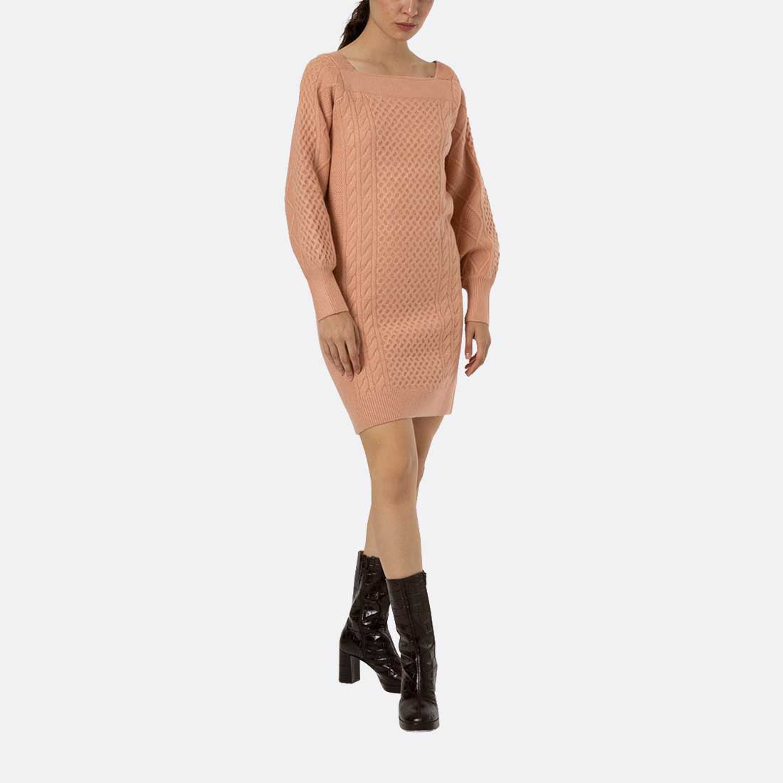 <PRODUCTTITLE> in Pink by FRNCH.